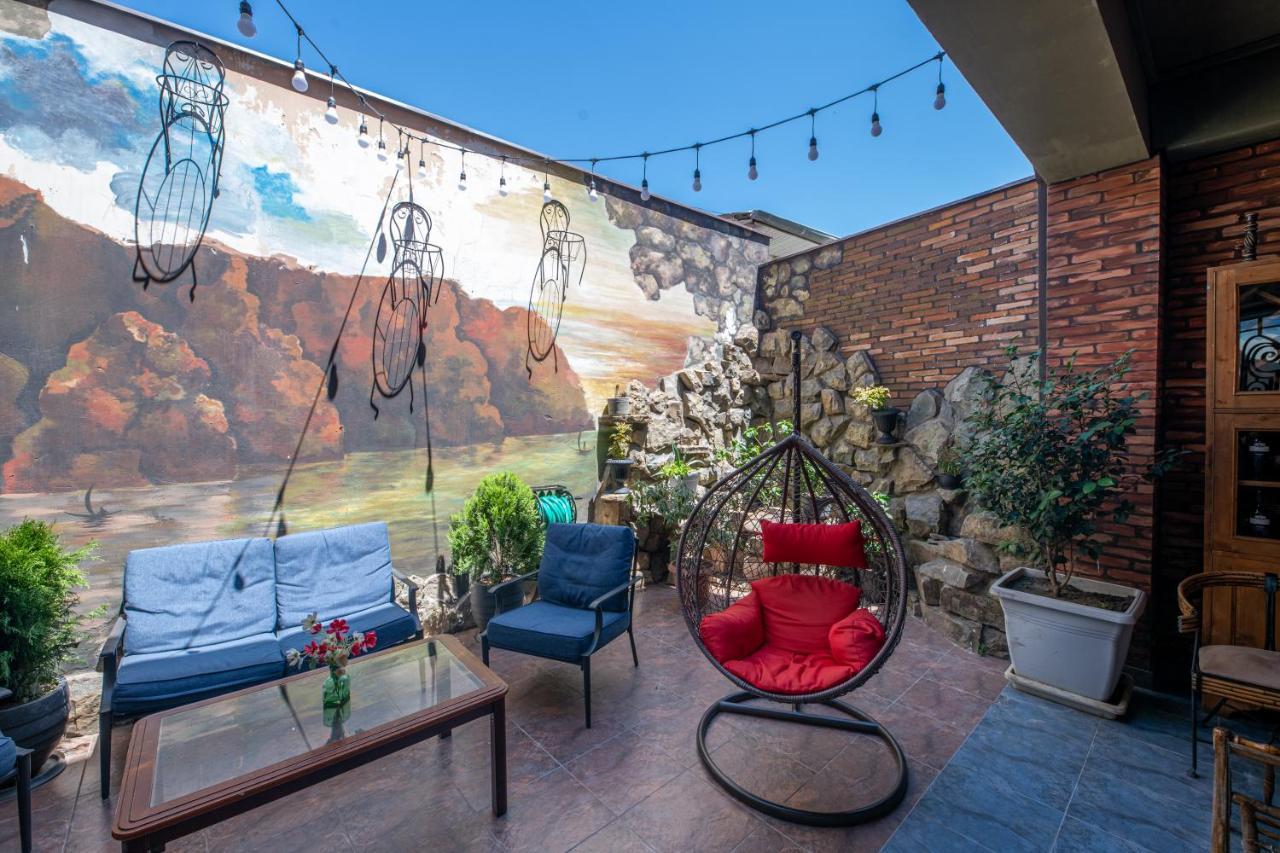 Ponto Gallery Boutique Hotel Tbilisi Exterior foto
